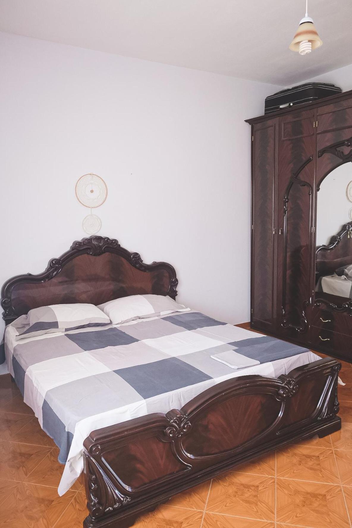 Apartments Mehmeti Vlorë Quarto foto